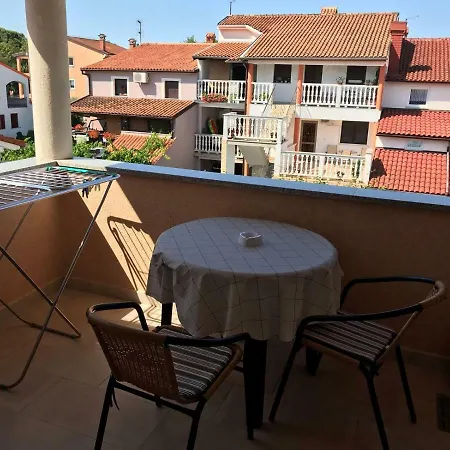 Simic Apartment *